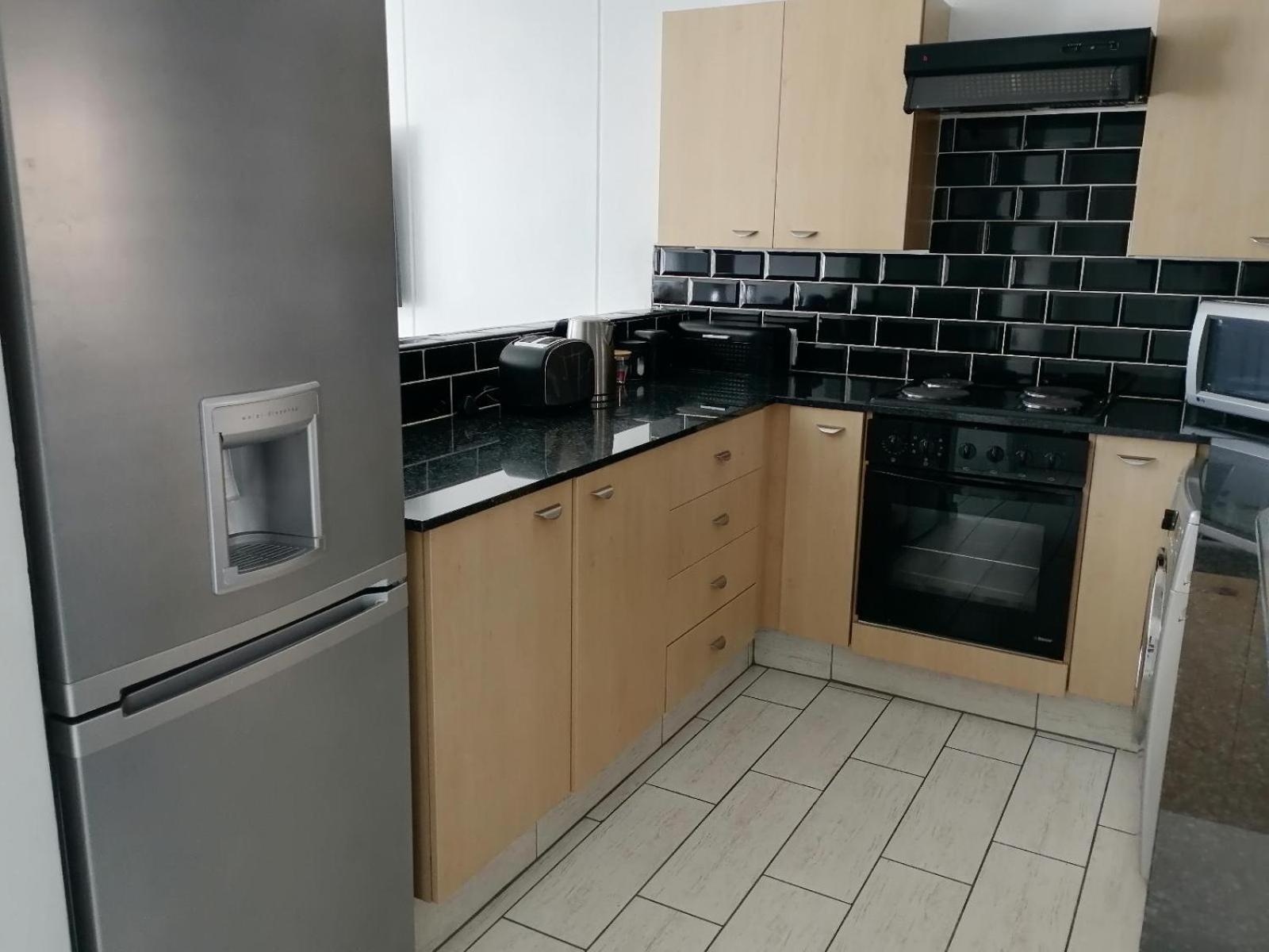 Emabheleni Executive Suites Westpoint Йоханесбург Стая снимка