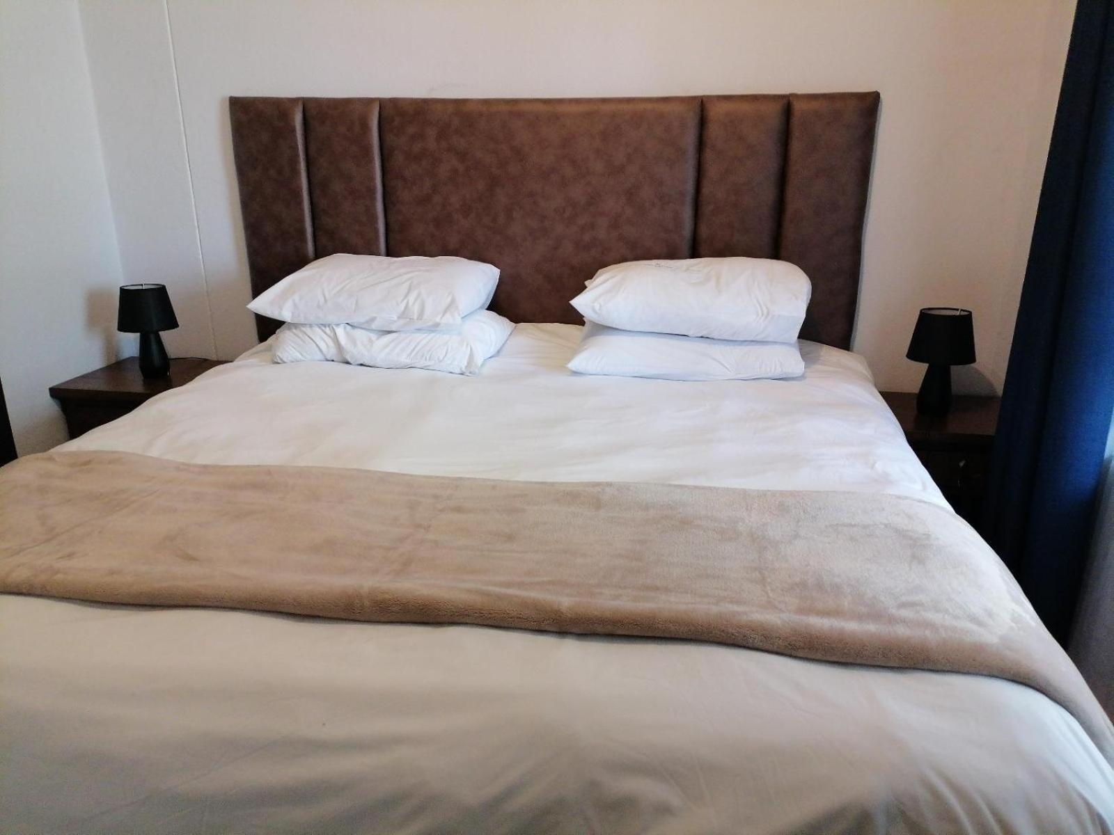 Emabheleni Executive Suites Westpoint Йоханесбург Стая снимка