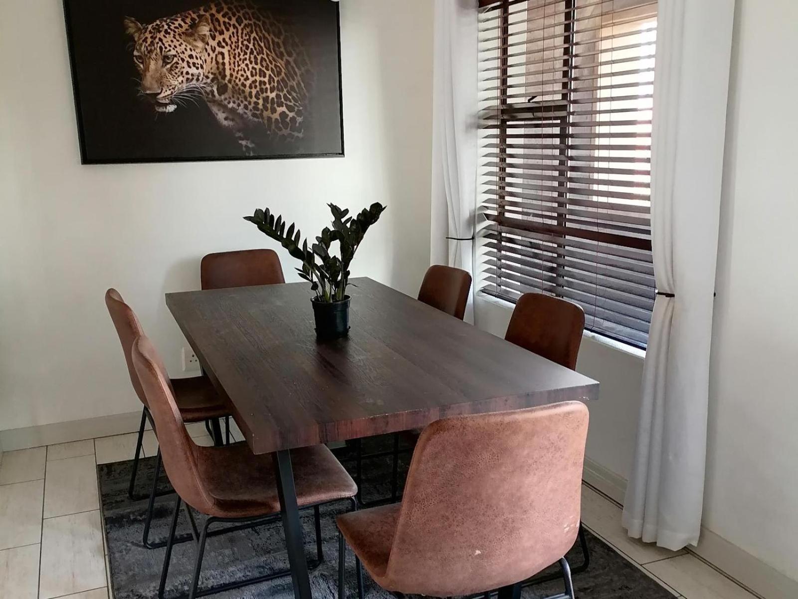 Emabheleni Executive Suites Westpoint Йоханесбург Стая снимка